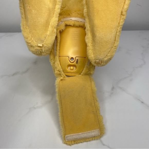 FurReal Friend Interactive Mama Josie the Kangaroo - Picture 9 of 17